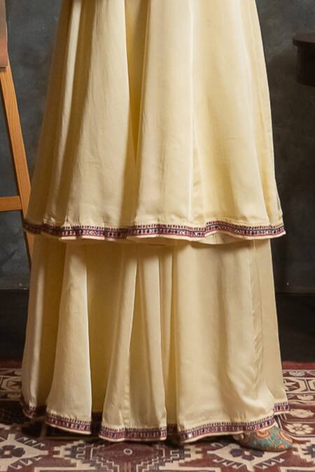 Aavya_Ivory Satin Embroidery Round Neck Geometric Bloom Anarkali Set _Online_at_Aza_Fashions