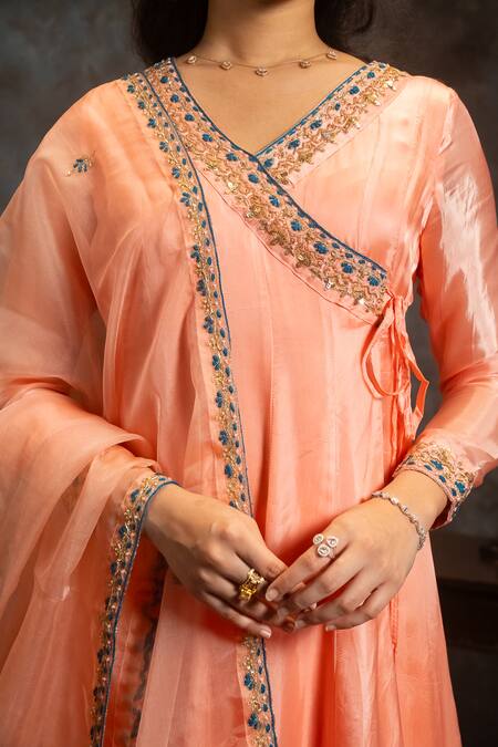 Shop_Aavya_Peach Silk, Linen Embroidery V-neck Phool Vine Angarkha Set _Online_at_Aza_Fashions