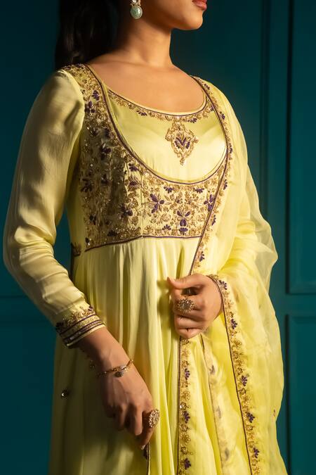 Buy_Aavya_Green Satin Embroidery Round Neck Mughal Blossom Anarkali Set _Online_at_Aza_Fashions