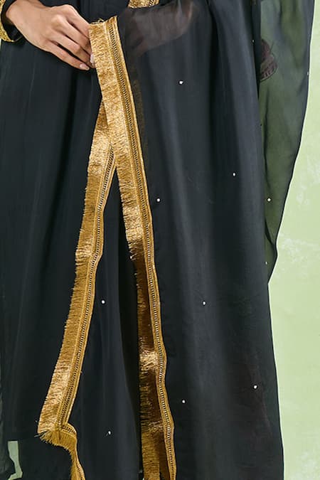 Buy_Naintara Bajaj_Black Organza Beads, Sequins, Lace Round Neck Embellished Kurta Set With Dupatta 