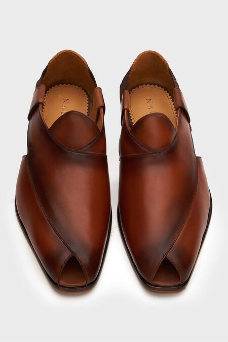 Shop Nauvab Brown Shaded Peashauri Cut-out Sandals at Aza Fashions Shop_Nauvab_Brown Shaded Peashauri Cut-out Sandals _at_Aza_Fashions