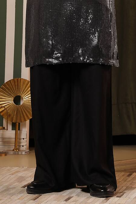 Soniya G Black Georgette Sequins Ombre Kurta Set With Trouser Online at Aza Fashions Soniya G_Black Georgette Sequins Ombre Kurta Set With Trouser _Online_at_Aza_Fashions