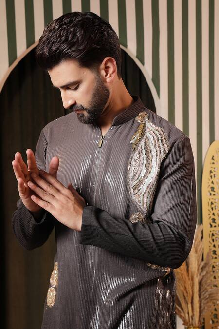 Soniya G Black Georgette Sequins Ombre Kurta Set With Trouser at Aza Fashions Soniya G_Black Georgette Sequins Ombre Kurta Set With Trouser _at_Aza_Fashions