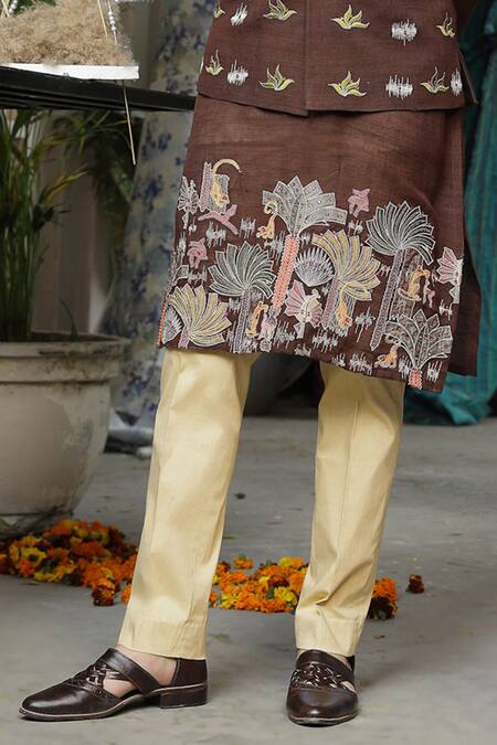 Soniya G_Brown Handloom Cotton, Silk Embroidery Flora Fauna Bundi Kurta Set _Online_at_Aza_Fashions