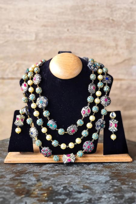 The House Of Aqua Three Layered Pearl & Stone Necklace Set 