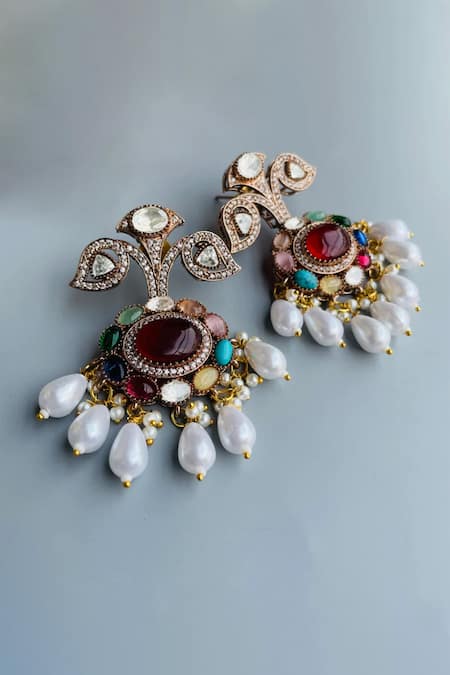 Buy_The House Of Aqua_Gold Plated Pearls, Stones Moissanite Layered Necklace Set _Online_at_Aza_Fashions