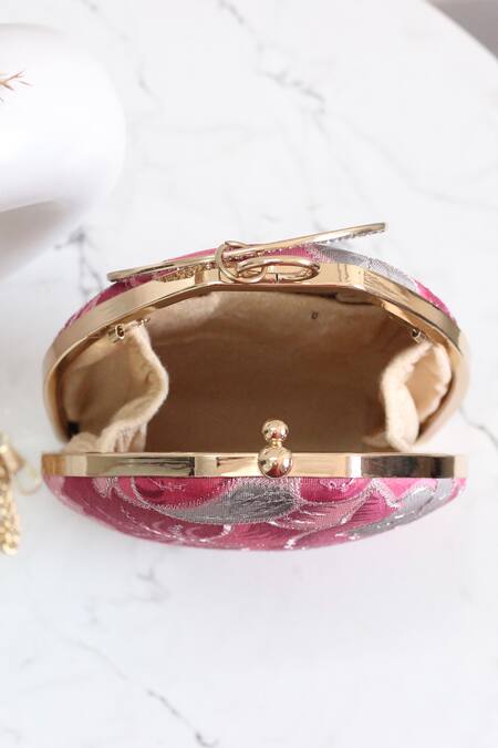 Buy Pink Embroidery Floral Ombre Thread Clutch by Boxwish By
