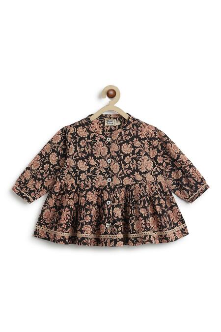 Tiber Taber Black Cotton Floral Print Top And Culottes Set at Aza Fashions Tiber Taber_Black Cotton Floral Print Top And Culottes Set _at_Aza_Fashions