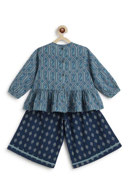 Tiber Taber Blue Cotton Geometric Print Top And Culottes Pant Set at Aza Fashions Tiber Taber_Blue Cotton Geometric Print Top And Culottes Pant Set _at_Aza_Fashions