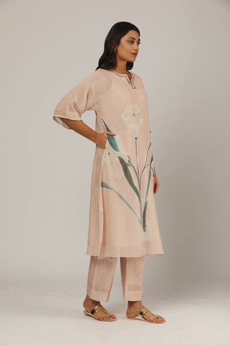 Trendy Tokari_Peach Silk, Chanderi Embroidery Floral Kurta And Pant Set _Online_at_Aza_Fashions