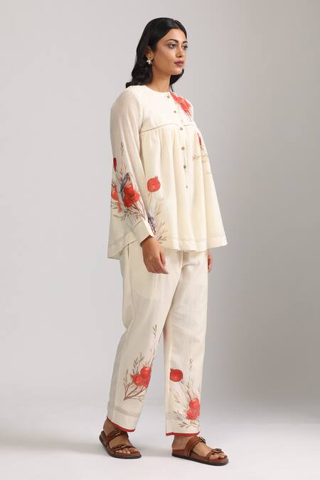 Trendy Tokari_Ivory Silk, Chanderi Embroidery Round Neck Floral Print Tunic And Pant Set _Online_at_Aza_Fashions