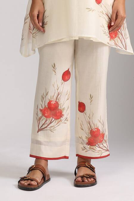 Trendy Tokari Ivory Silk, Chanderi Embroidery V-neck Floral Bird Print Kurta And Pant Set Online at Aza Fashions Trendy Tokari_Ivory Silk, Chanderi Embroidery V-neck Floral Bird Print Kurta And Pant Set _Online_at_Aza_Fashions