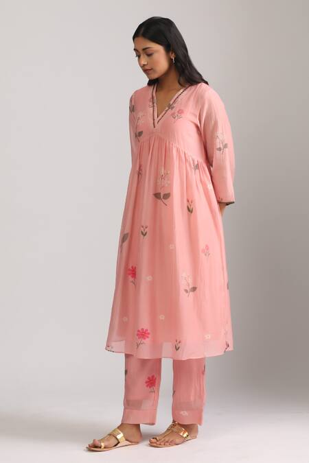 Trendy Tokari_Pink Silk, Chanderi Embroidery, Sequins V-neck Floral A-line Kurta Set _Online_at_Aza_Fashions