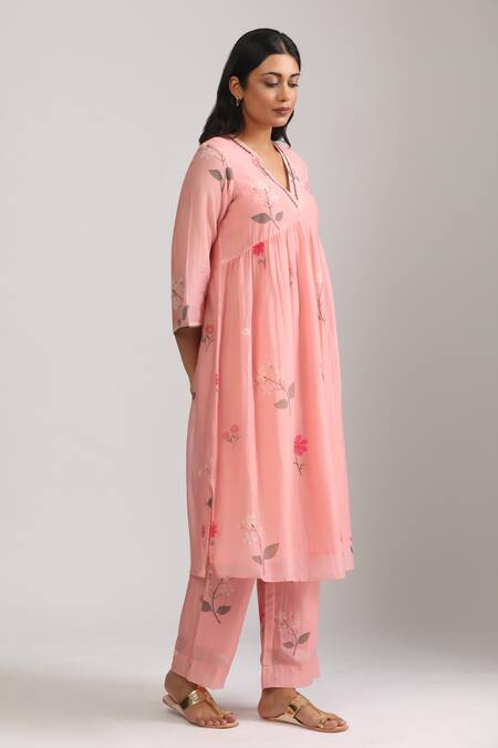 Shop_Trendy Tokari_Pink Silk, Chanderi Embroidery, Sequins V-neck Floral A-line Kurta Set _Online_at_Aza_Fashions