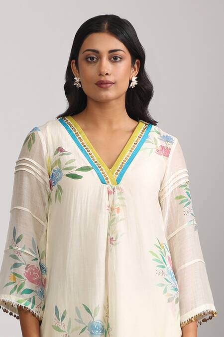 Trendy Tokari Ivory Silk, Chanderi Sequins V-neck Floral Printed Kurta Set at Aza Fashions Trendy Tokari_Ivory Silk, Chanderi Sequins V-neck Floral Printed Kurta Set _at_Aza_Fashions