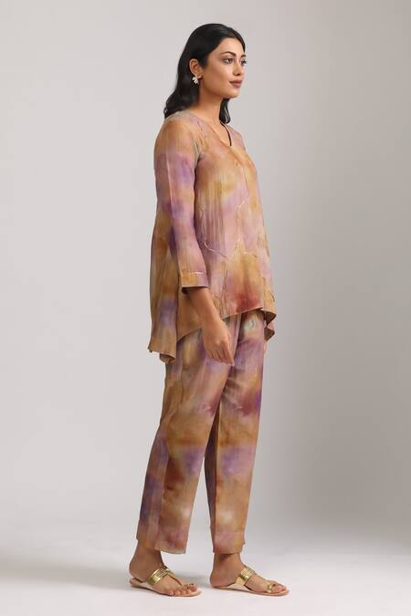 Trendy Tokari_Purple Silk, Chanderi Sequins, Embroidery V-neck Tie Dye Kurta Set With Pant _Online_at_Aza_Fashions