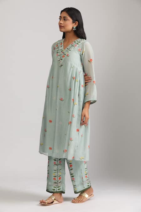 Buy_Trendy Tokari_Blue Silk, Chanderi Embroidery, Sequins V-neck Florence Print Kurta Set _Online_at_Aza_Fashions