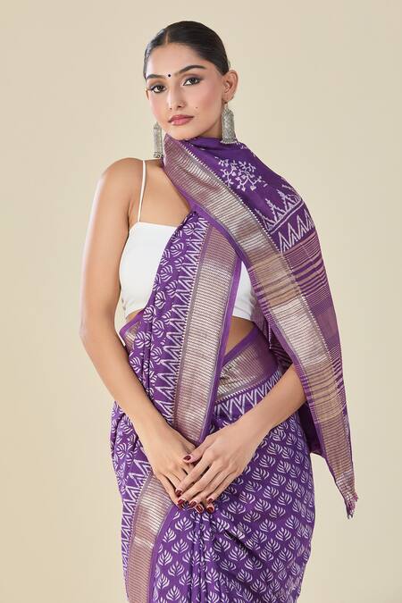 Buy Naintara Bajaj Purple Viscose Abstract Floral Handblock Print Saree Buy_Naintara Bajaj_Purple Viscose Abstract Floral Handblock Print Saree