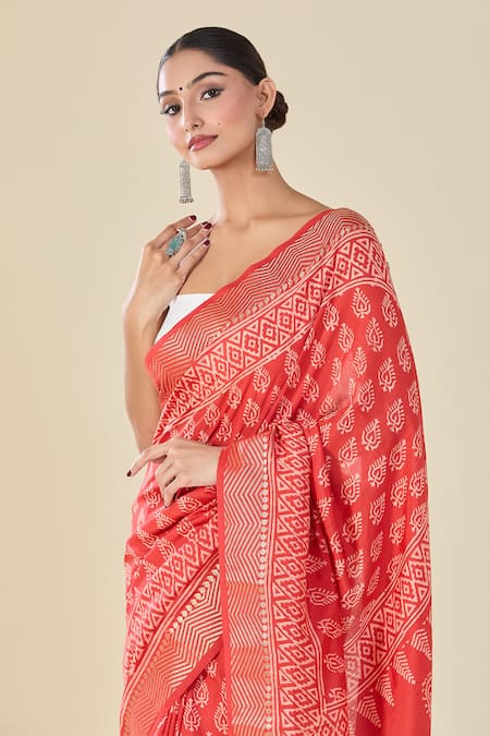 Shop Naintara Bajaj Red Viscose Leaf Handblock Print Saree Online at Aza Fashions Shop_Naintara Bajaj_Red Viscose Leaf Handblock Print Saree _Online_at_Aza_Fashions