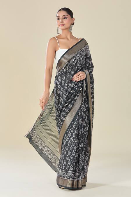 Buy Naintara Bajaj Black Viscose Abstract Motif Handblock Print Saree Online at Aza Fashions Buy_Naintara Bajaj_Black Viscose Abstract Motif Handblock Print Saree _Online_at_Aza_Fashions
