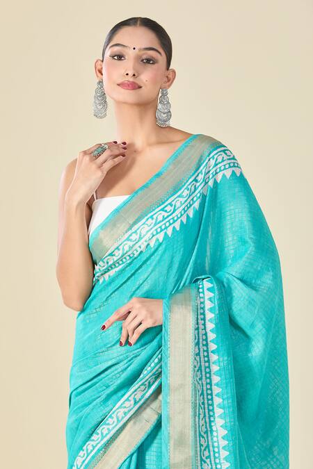 Naintara Bajaj_Green Chanderi Geometric Woven Saree With Blouse_Online_at_Aza_Fashions
