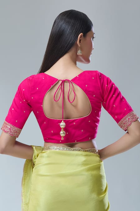 Naintara Bajaj Scallop Embroidered Pink Saree Blouse 
