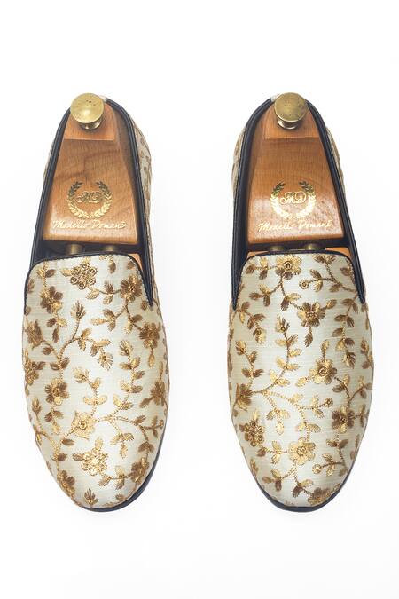 Buy_Domani_Beige Floral Vine Embroidered Slip-on Shoes _Online_at_Aza_Fashions