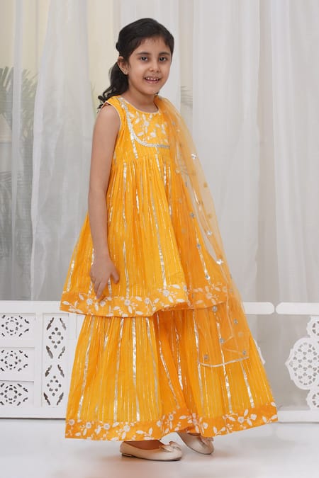 Little Bansi_Yellow Cotton Embroidery Floral Thread Kurta Set _Online_at_Aza_Fashions