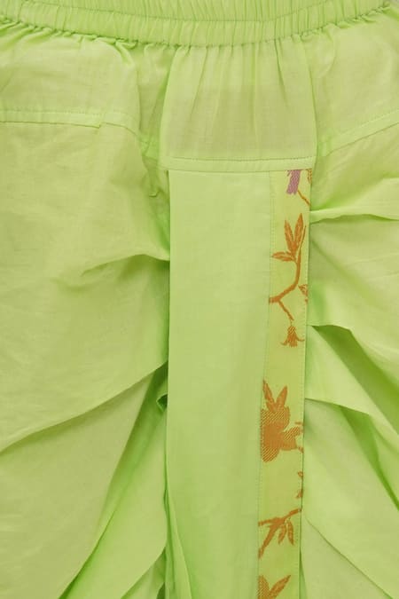 Little Bansi_Green Cotton Embroidery Floral And Bird Kurta Set _Online_at_Aza_Fashions