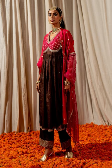 Buy_Pooja-Keyur_Brown Silk Embroidery V-neck Bandhej Woven Kurta With Pant _Online_at_Aza_Fashions