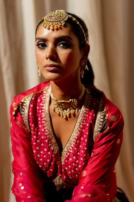 Buy_Pooja-Keyur_Red Silk, Organza Sequins And Aari Embroidered Dupatta _Online_at_Aza_Fashions