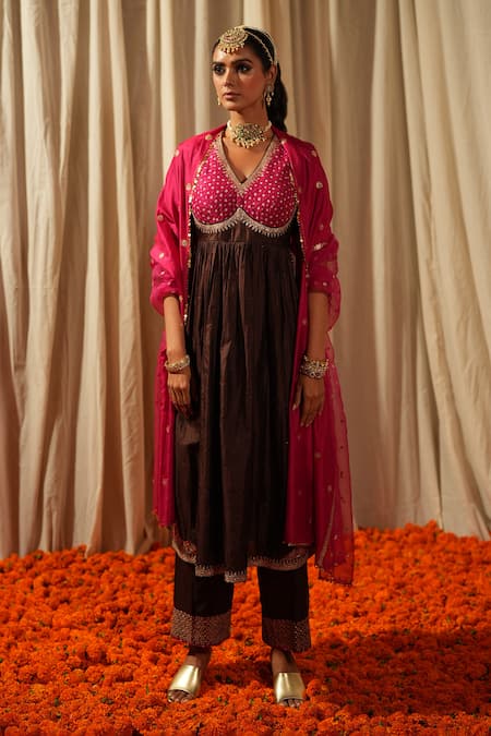 Pooja-Keyur Half & Half Aari Embroidered Dupatta 