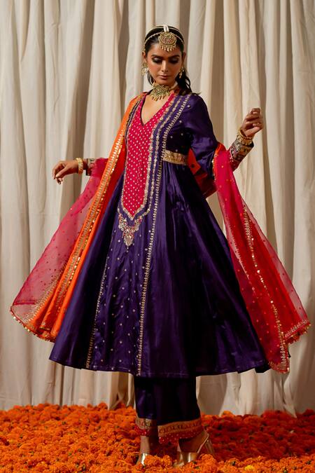 Pooja-Keyur_Orange Organza Sequins, Embroidery And Aari Work Dupatta _Online_at_Aza_Fashions