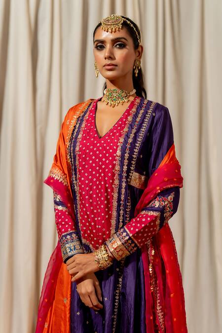 Buy_Pooja-Keyur_Orange Organza Sequins, Embroidery And Aari Work Dupatta _Online_at_Aza_Fashions