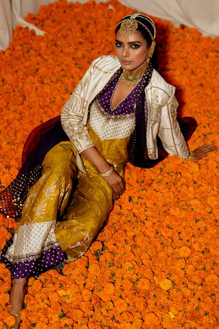 Pooja-Keyur_Purple Organza Embroidery Aari Dupatta _Online_at_Aza_Fashions