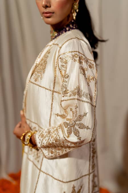 Pooja-Keyur Off White Silk Sequins Open Neck Aari Embroidered Longline Jacket Online at Aza Fashions Pooja-Keyur_Off White Silk Sequins Open Neck Aari Embroidered Longline Jacket _Online_at_Aza_Fashions