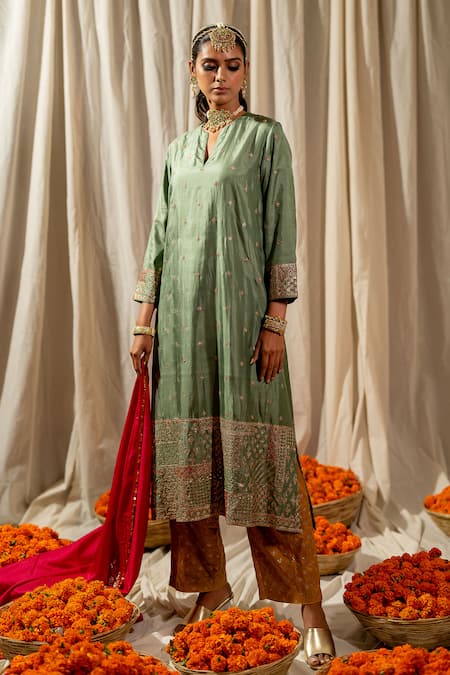 Pooja-Keyur Sequin Embroidered Pink Dupatta 