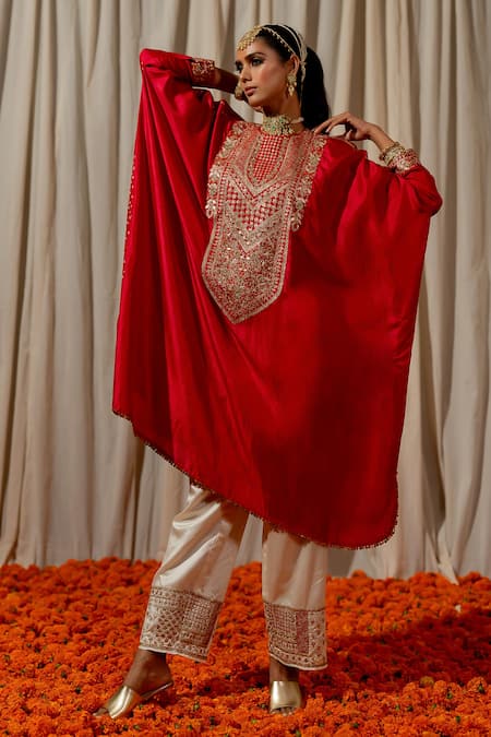 Pooja-Keyur Half & Half Embroidered Kaftan Set 