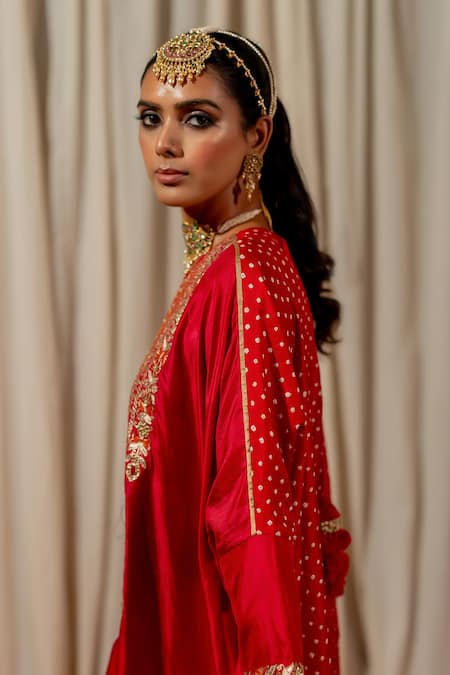 Shop_Pooja-Keyur_Red Silk Embroidery, Sequins Round Neck And Kaftan Set _Online_at_Aza_Fashions