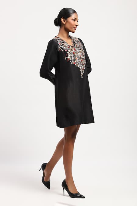 Abraham And Thakore Black Silk Embroidery V-neck Mosaic Embellished Short Dress at Aza Fashions Abraham And Thakore_Black Silk Embroidery V-neck Mosaic Embellished Short Dress_at_Aza_Fashions