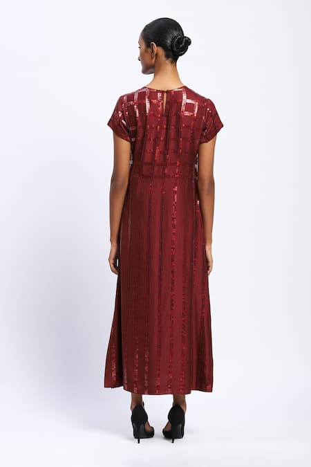 Shop Abraham And Thakore Burgundy Chanderi Sequins Round Neck Windowpane Midi Dress at Aza Fashions Shop_Abraham And Thakore_Burgundy Chanderi Sequins Round Neck Windowpane Midi Dress _at_Aza_Fashions