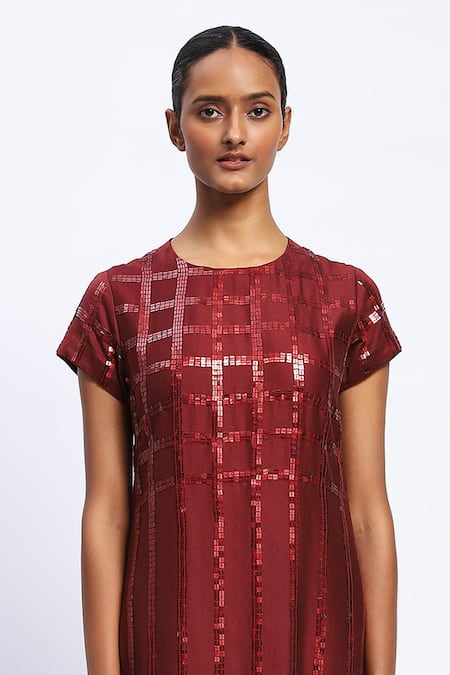 Buy Abraham And Thakore Burgundy Chanderi Sequins Round Neck Windowpane Midi Dress Buy_Abraham And Thakore_Burgundy Chanderi Sequins Round Neck Windowpane Midi Dress
