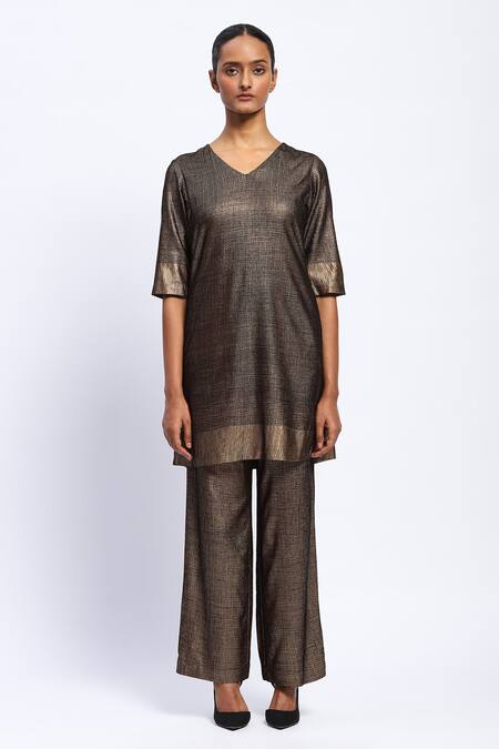 Abraham And Thakore Gold Georgette V-neck Foli Embroidered Lines Tunic Online at Aza Fashions Abraham And Thakore_Gold Georgette V-neck Foli Embroidered Lines Tunic_Online_at_Aza_Fashions