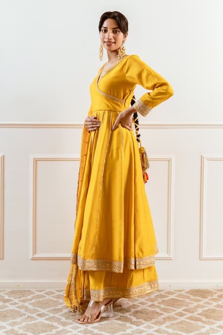 Buy_Rivaaj Clothing_Yellow Modal, Silk Sequins, Zari V-neck Embroidered Angarkha Set _Online_at_Aza_Fashions