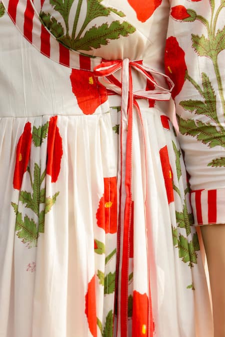 Gulaal_White Cotton Embroidery V-neck Floral Print Angarkha Kurta Set _at_Aza_Fashions