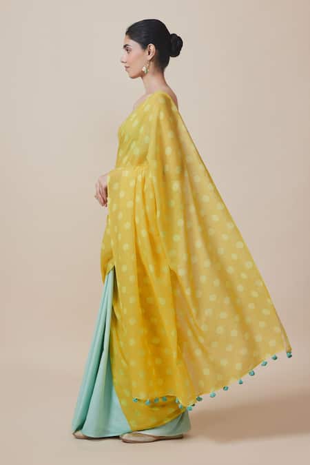 Dressfolk_Yellow Cotton Polka Pattern Handloom Pre-draped Saree Set With Running Blouse _at_Aza_Fashions