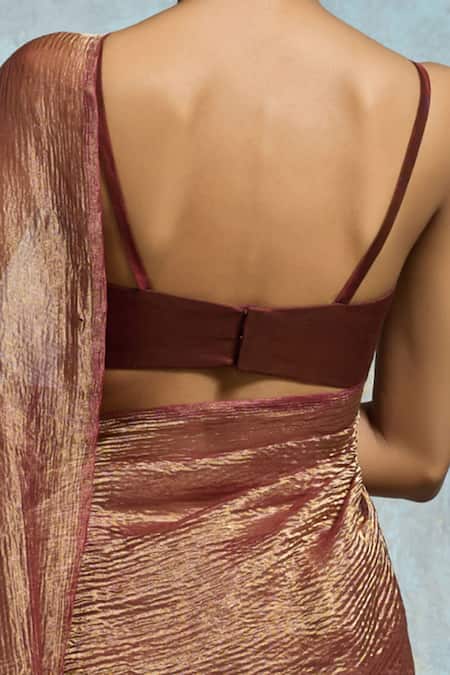 Buy Dressfolk Maroon Tissue Sindoori Crinkled Handloom Saree With Running Blouse Buy_Dressfolk_Maroon Tissue Sindoori Crinkled Handloom Saree With Running Blouse