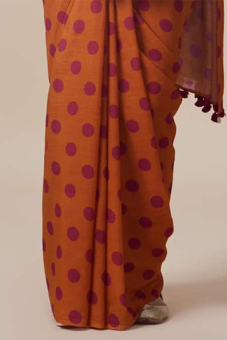 Dressfolk_Orange Cotton Polka Pattern Pre-draped Saree With Running Blouse _Online_at_Aza_Fashions