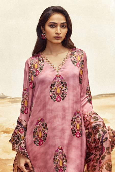Punit Balana Pink Satin, Organza Embroidery V-neck Floral Butta Kurta Set Online at Aza Fashions Punit Balana_Pink Satin, Organza Embroidery V-neck Floral Butta Kurta Set _Online_at_Aza_Fashions