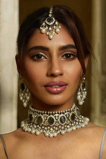 Amaara Jewels_Gold Plated Pearls, Stones, Zari Bloom Choker Necklace Set _Online_at_Aza_Fashions